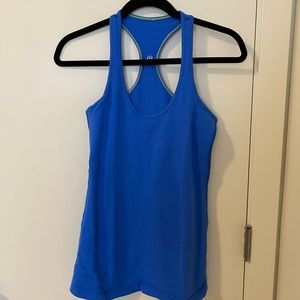 Lululemon blue active tank top size 6 8 medium